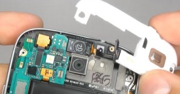 Video-Anleitung: Samsung Galaxy S3 öffnen und gebrochenes Display & Touchscreen reparieren Video-Anleitung: Samsung Galaxy S3 öffnen und gebrochenes Display & Touchscreen reparieren