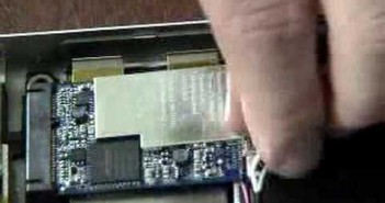 Video-Anleitung: Schnelleres 802.11n WLAN-Modul in Intel CoreDuo MacBook pro einbauen