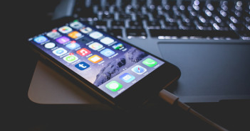 iPhone-Tipp: Was bedeutet das Schloß-Symbol oben rechts neben der Uhr?